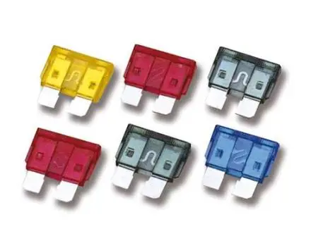 15-Amp Blade Fuse 1