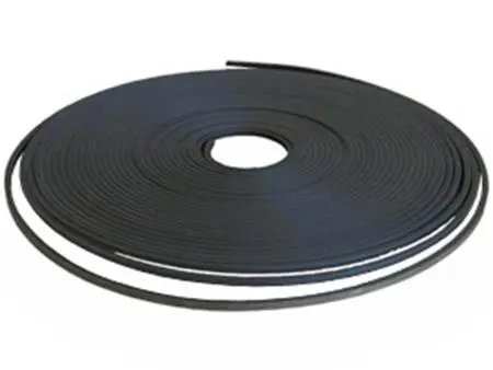 Black Caulking Cord – Flexible Rope Seal For Boat Seams 1